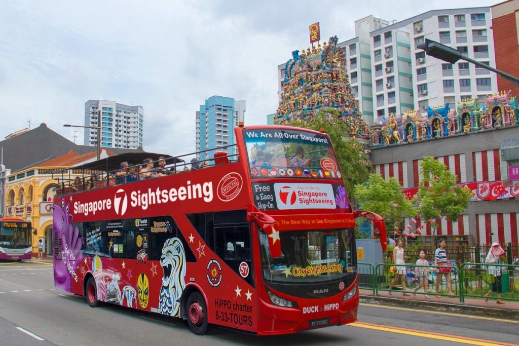 hop on hop off bus Singapore